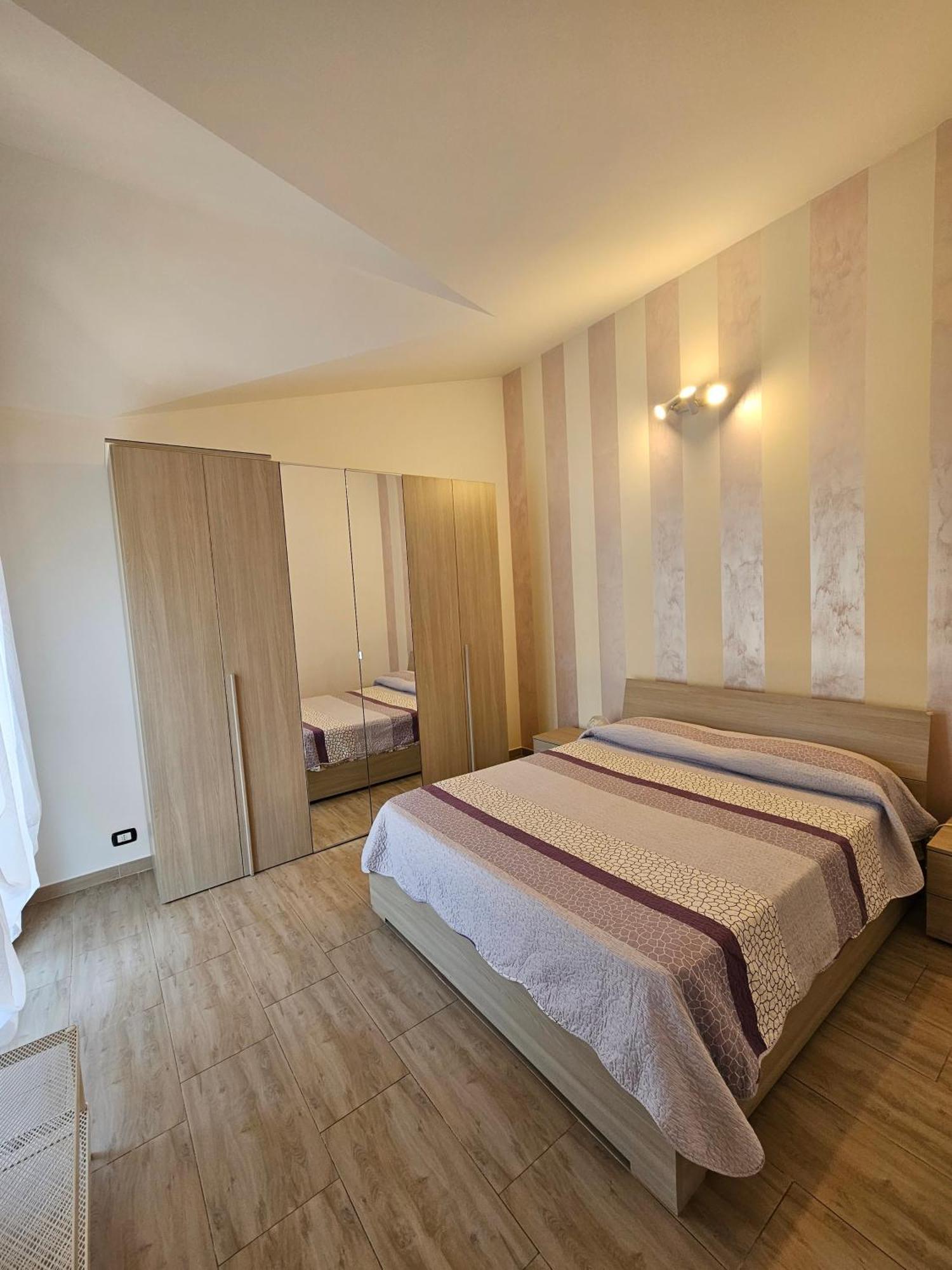 Villa Center Appartamenti Nel Verde In Citta Кампобасо Екстериор снимка