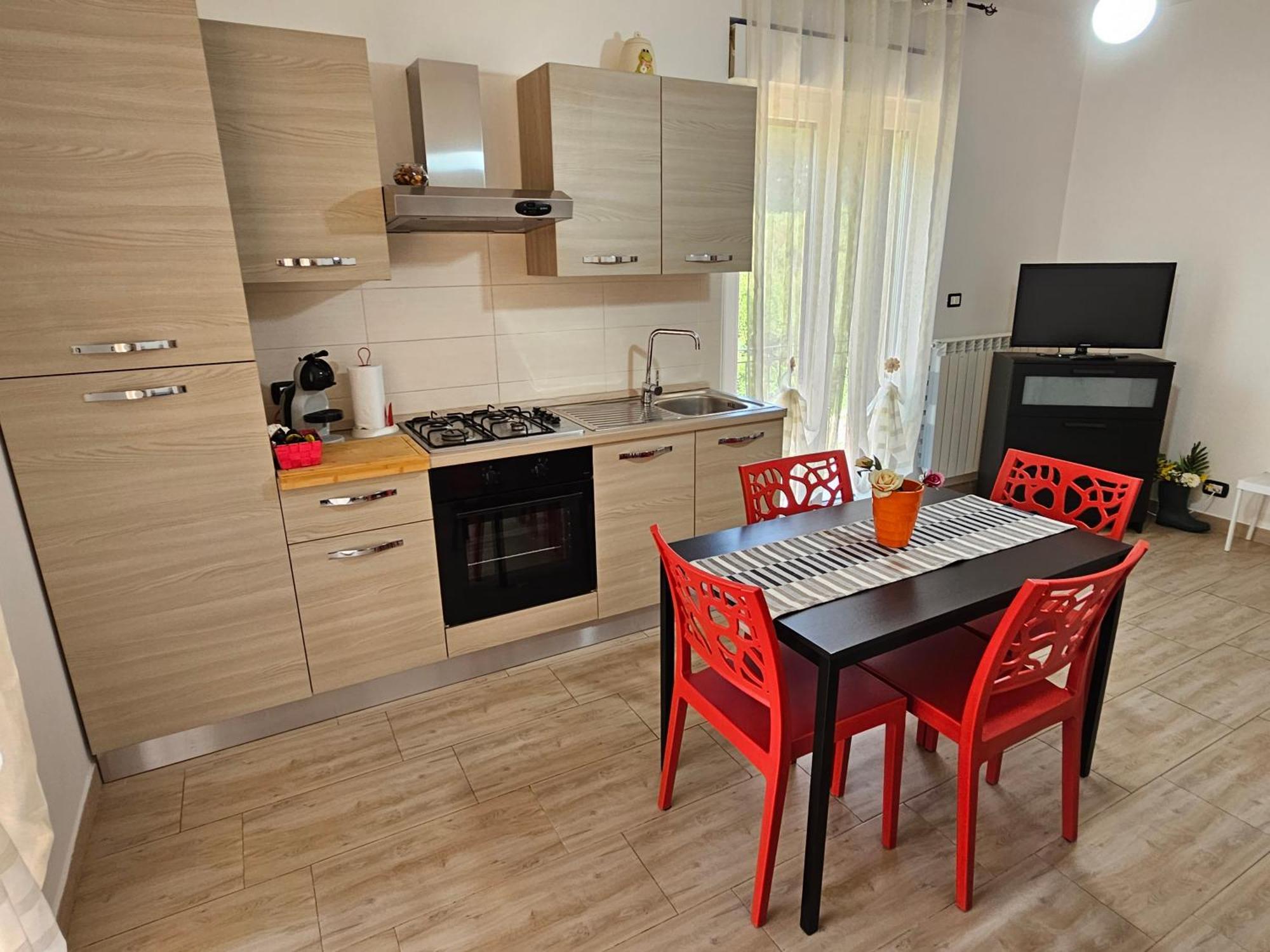 Villa Center Appartamenti Nel Verde In Citta Кампобасо Екстериор снимка